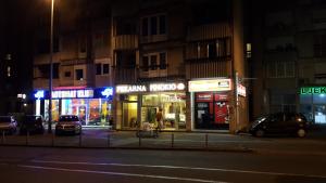 Apartments with WiFi Zagreb - 15314 