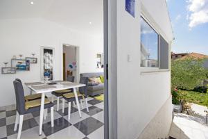 Holiday house with WiFi Trogir - 15319