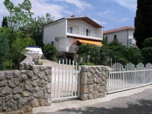 Apartments with parking space Krk - 15331