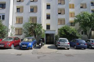 Apartments with WiFi Rijeka - 15333 - 3hvězdičkové hotely ve městě Rijeka