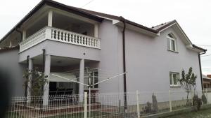 Apartments with a parking space Zagreb - 15343