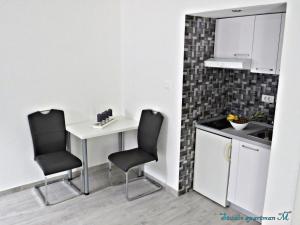 Apartments with a parking space Podstrana, Split - 15377