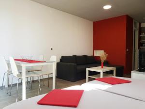 Apartments by the sea Hvar - 15401