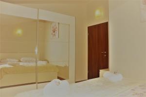 Apartments with a parking space Split - 15410