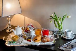 Deluxe Double Room with Balcony room in Palazzo De Cupis - Suites and View