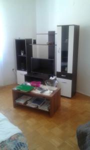 Apartments by the sea Cres - 15426