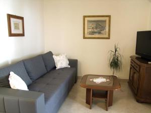 Apartments by the sea Baska Voda, Makarska - 15461 