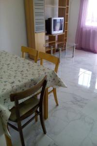 Apartments with parking space Banjol, Rab - 15463