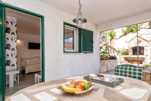 Apartments with WiFi Stari Grad, Hvar - 15464
