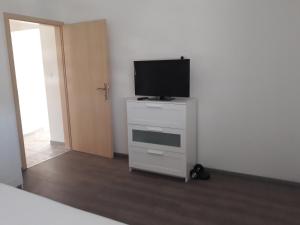 Apartments with a parking space Podstrana, Split - 15478