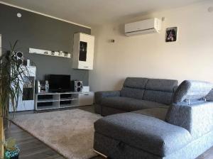 Apartments with a parking space Drasnice, Makarska - 15492 