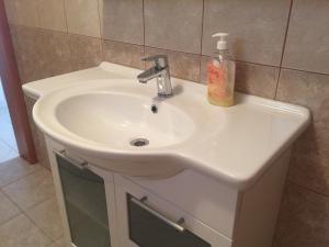 Apartments with a parking space Vrsi - Mulo, Zadar - 15522