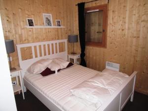 Chalets Chalet Chamrousse, 5 pieces, 8 personnes - FR-1-549-107 : photos des chambres