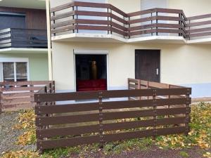 Studio cabine avec terrasse pour 4 à Pyrénées 2000 - FR-1-592-43