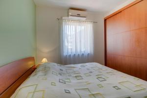 Apartments by the sea Mali Losinj (Losinj) - 15576