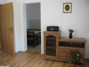 Apartments with a parking space Delnice, Gorski kotar - 15589