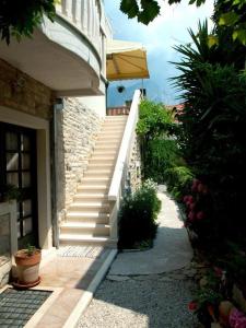 Apartments by the sea Baska Voda, Makarska - 15632