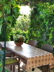 Apartments with parking space Smrika, Kraljevica - 15709