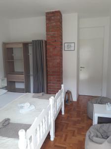 Apartments with parking space Trpanj, Peljesac - 15710