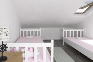 Apartments with a parking space Stobrec, Split - 15972