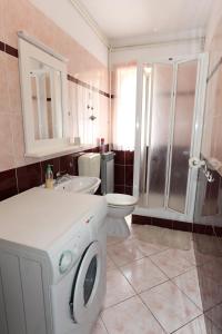 Apartments with parking space Pag - 16016