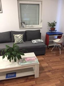 Apartments with a parking space Podstrana, Split - 16032