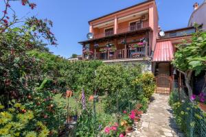 Apartment Pula 16053a