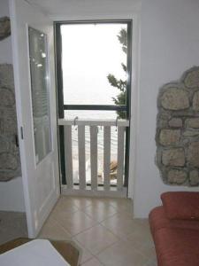 Apartments by the sea Brist, Makarska - 16098