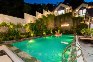 YuBiVilla - mountain view - 300m to the Beach