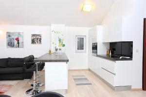 Apartments by the sea Trogir - 16211