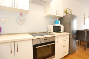 Apartments by the sea Trogir - 16210