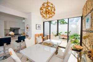 Charming & Comfortable House, 15 min to Downtown