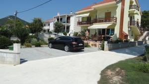 Apartments by the sea Brgulje, Molat - 16217