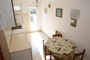 Apartments with a parking space Vodice - 16190