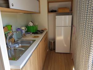 Apartments by the sea Zivogosce - Blato, Makarska - 16083