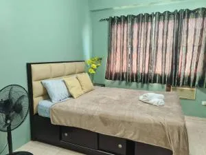Affordable staycation in Valleygolf - Cainta