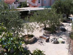 Apartments with a parking space Pirovac, Sibenik - 15320