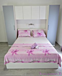 Apartments with a parking space Podstrana, Split - 15377