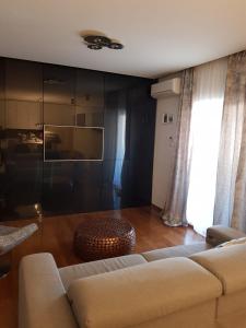 Apartments with a parking space Split - 15898