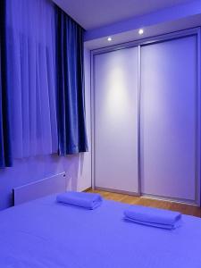 Apartments with a parking space Split - 15898