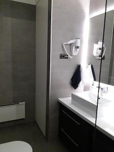 Apartments with a parking space Split - 15898