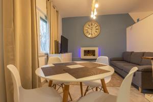 Apartments with parking space Jusici, Opatija - 15874