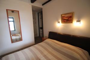 Family-friendly apartments with swimming pool Kampor, Rab - 15518