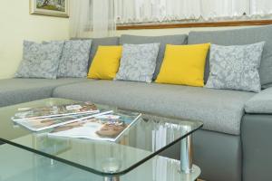 Apartments with WiFi Split - 15862