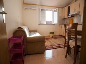 Apartments and rooms by the sea Podaca, Makarska - 16114