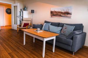 mit Meerblick und Balkon, gratis Nutzung vom AHOI Erlebnisbad und Sauna in Sellin - Meeresblick FeWo 29