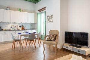 Charming apartment at La Alameda Seville City Center by OCityzen