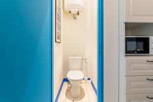 Studio Travel 24M2, 120m Vieux-Port ,Clim , Wifi ,Accès autonome avec code