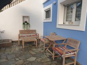 Aegean Villita on beach apartment