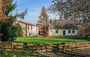 Gorgeous Home In Sarnikierz
